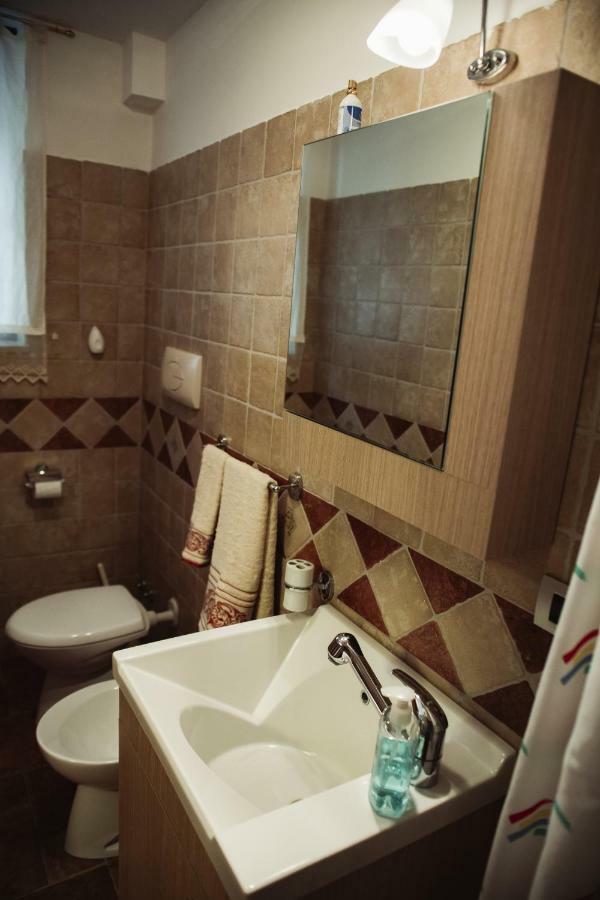 Allegretti'S House Venosa, Ospitalita E Accoglienza 外观 照片